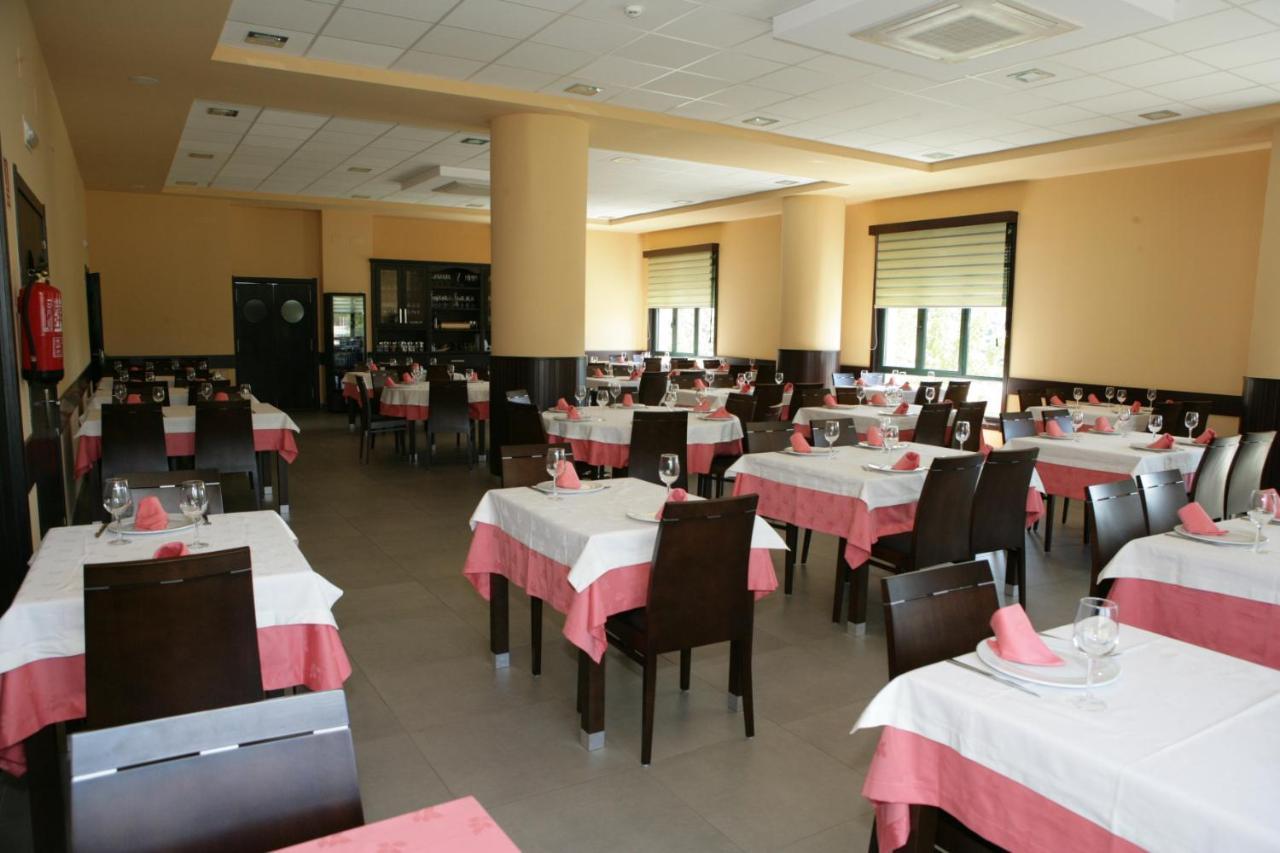 Hotel Bruma II Ла-Гудинья Экстерьер фото