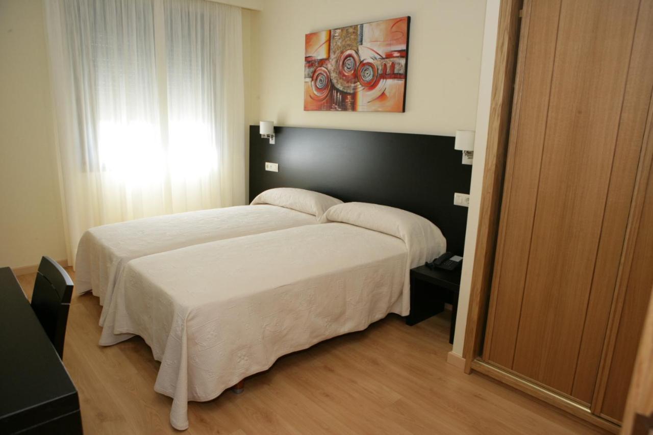 Hotel Bruma II Ла-Гудинья Экстерьер фото